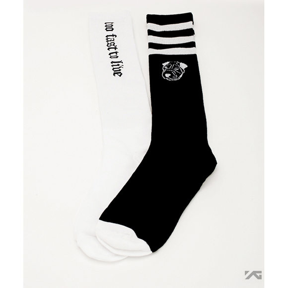 [YG Official MD] G-Dragon One Of A Kind Tatoo&Gaho Knee Socks Set (White_Tatoo/Black_Gaho)